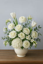 Load image into Gallery viewer, Imbolc Seasonal Arrangement