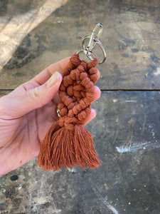 macrame keychain - mini